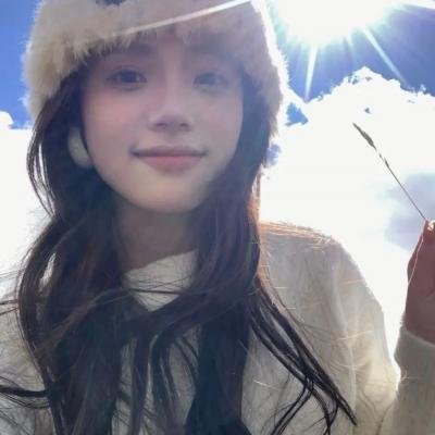 古堡女魔君封面